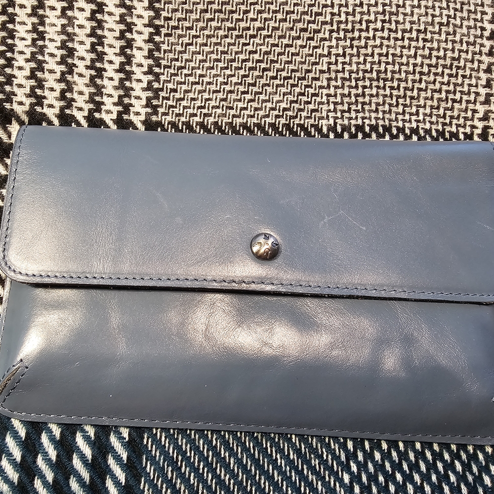 Patricia Nash Adelasia Wristlet. Deep Blue. EUC.